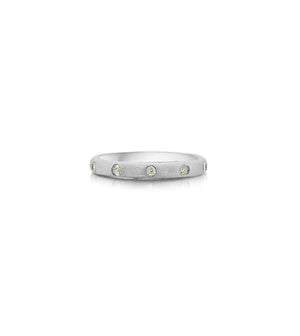 Diamond 5 Stone Flush Band - 14K White Gold / 5 - Olive & Chain Fine Jewelry