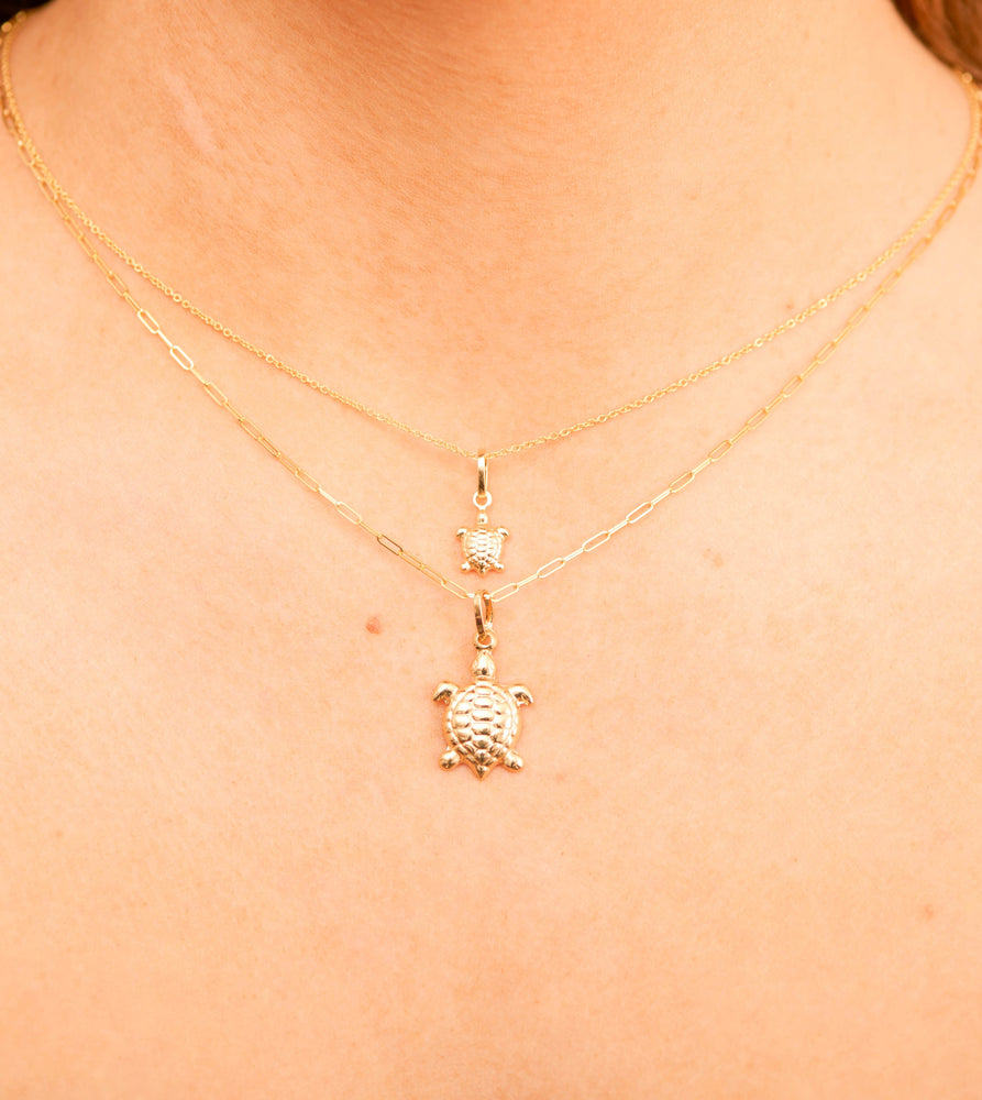 14k Gold Turtle Charm Necklace - 14K - OLIVE & CHAIN Fine Jewelry
