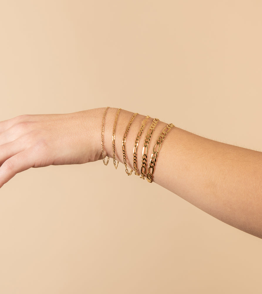 14k Gold Figaro Link Chain Bracelet - 14K - OLIVE & CHAIN Fine Jewelry