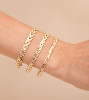 10k Gold Heart Arrow Filigree Bracelet - 14K - OLIVE & CHAIN Fine Jewelry