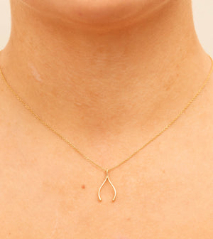 14k Gold Wishbone Charm Pendant Necklace - 14K - OLIVE & CHAIN Fine Jewelry